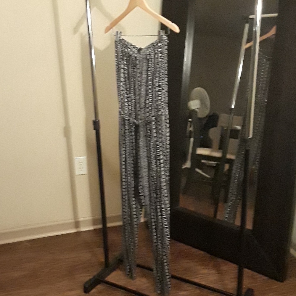Jumper - Picture 2 of 4
